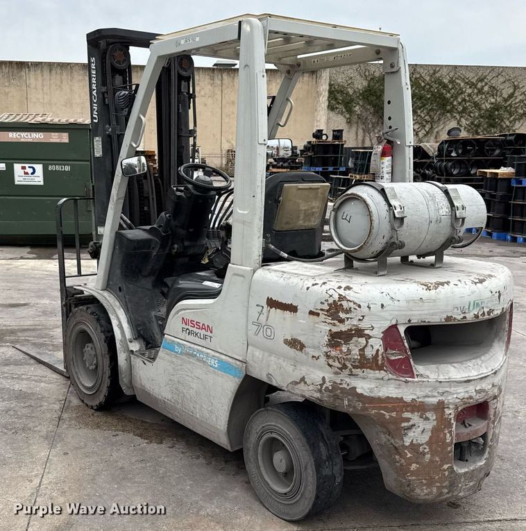 image for item DX5516 2015 Nissan PF70 forklift