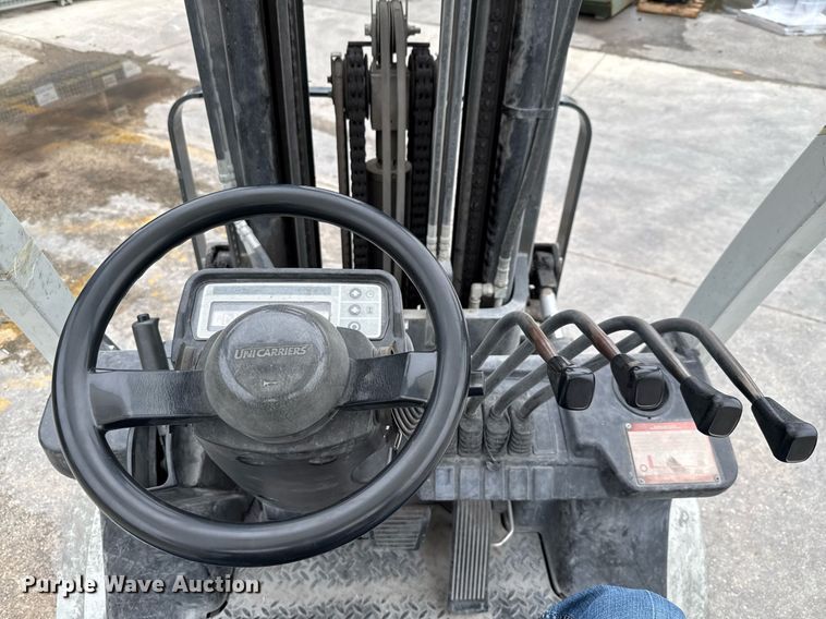 image for item DX5516 2015 Nissan PF70 forklift