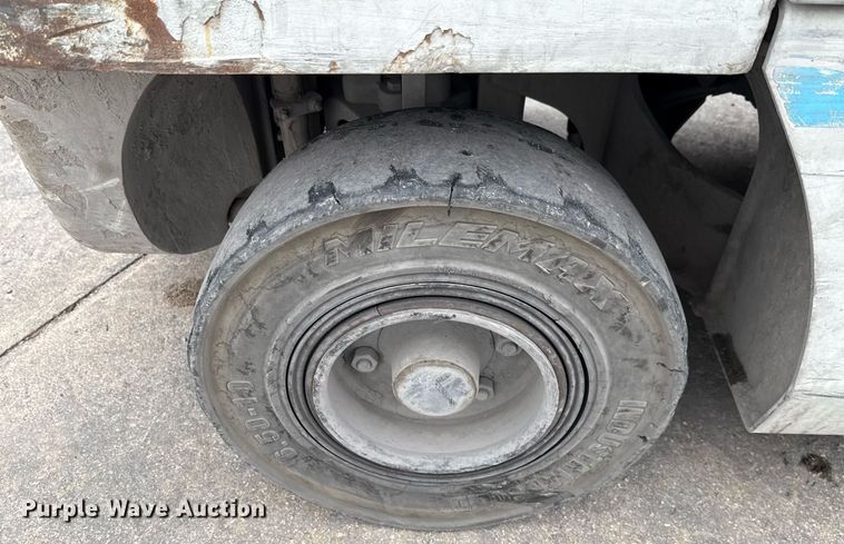 image for item DX5516 2015 Nissan PF70 forklift