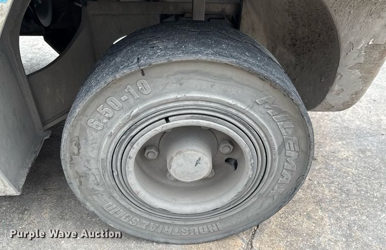 image for item DX5516 2015 Nissan PF70 forklift