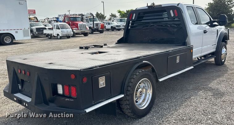 image for item DY0008 2019 Ford F450 Super Duty SuperCab flatbed truck