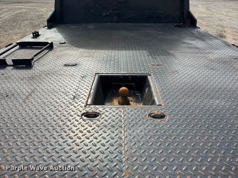 image for item DY0008 2019 Ford F450 Super Duty SuperCab flatbed truck