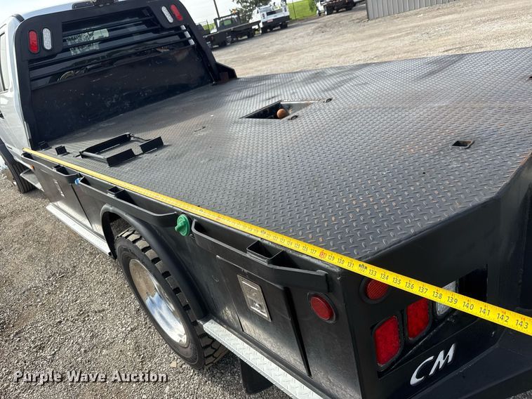 image for item DY0008 2019 Ford F450 Super Duty SuperCab flatbed truck
