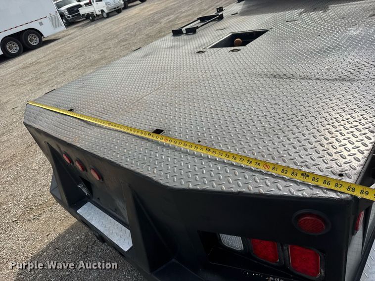 image for item DY0008 2019 Ford F450 Super Duty SuperCab flatbed truck