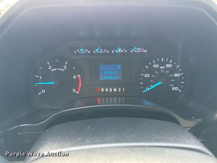 image for item DY0008 2019 Ford F450 Super Duty SuperCab flatbed truck