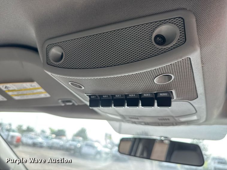 image for item DY0008 2019 Ford F450 Super Duty SuperCab flatbed truck