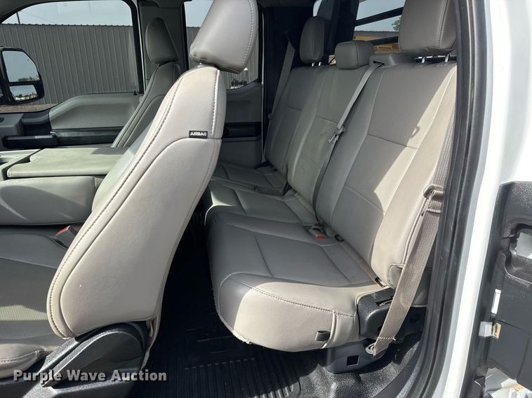 image for item DY0008 2019 Ford F450 Super Duty SuperCab flatbed truck