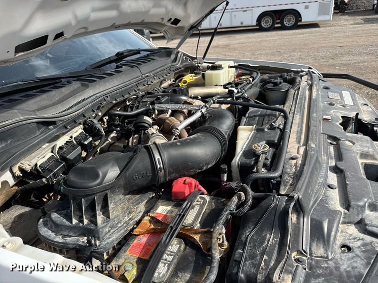 image for item DY0008 2019 Ford F450 Super Duty SuperCab flatbed truck