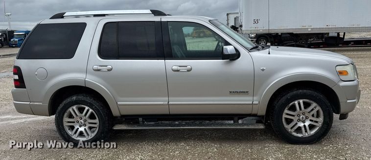 image for item DY0077 2007 Ford Explorer Limited SUV