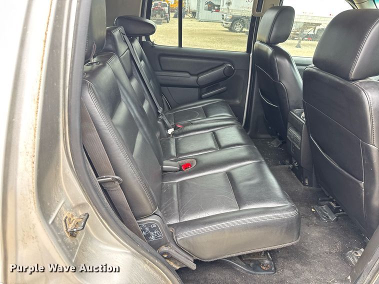 image for item DY0077 2007 Ford Explorer Limited SUV