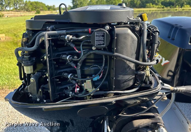 image for item DY0133 2006 Lund 1650 Rebel DC boat