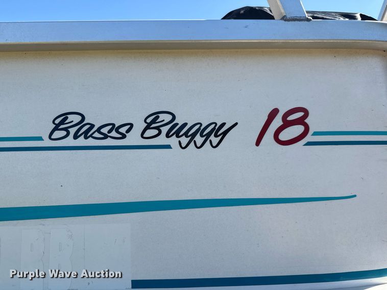 image for item DY0138 2004 Tracker Bass Buggy 18 pontoon boat
