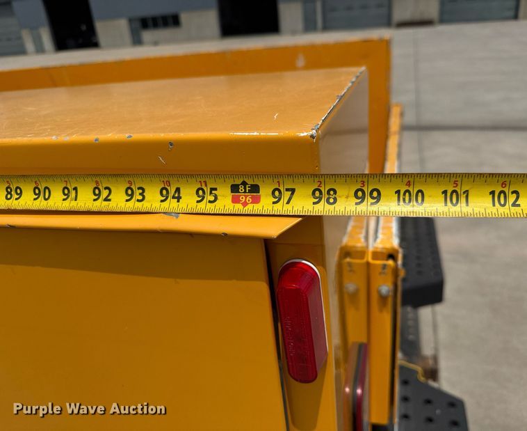 image for item DY0171 2016 Ford F250 Super Duty Crew Cab utility bed pickup truck