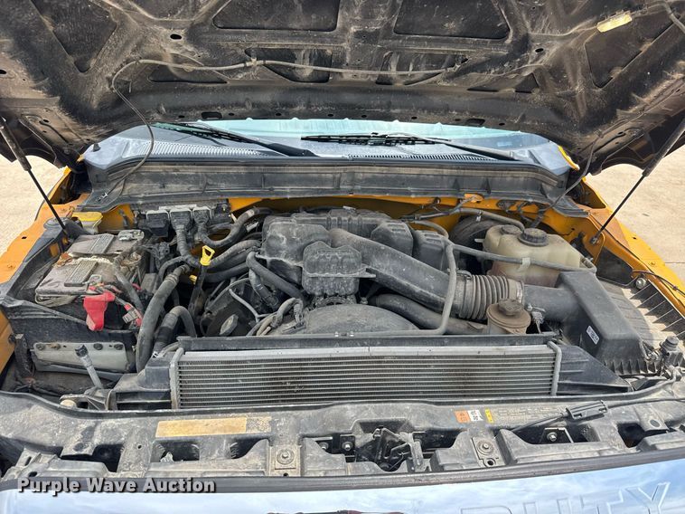 image for item DY0171 2016 Ford F250 Super Duty Crew Cab utility bed pickup truck