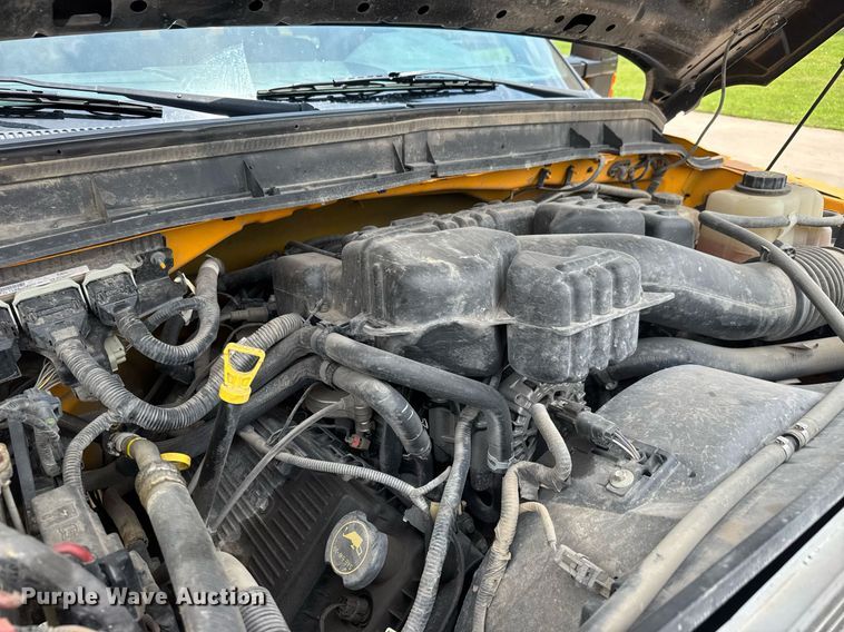 image for item DY0171 2016 Ford F250 Super Duty Crew Cab utility bed pickup truck