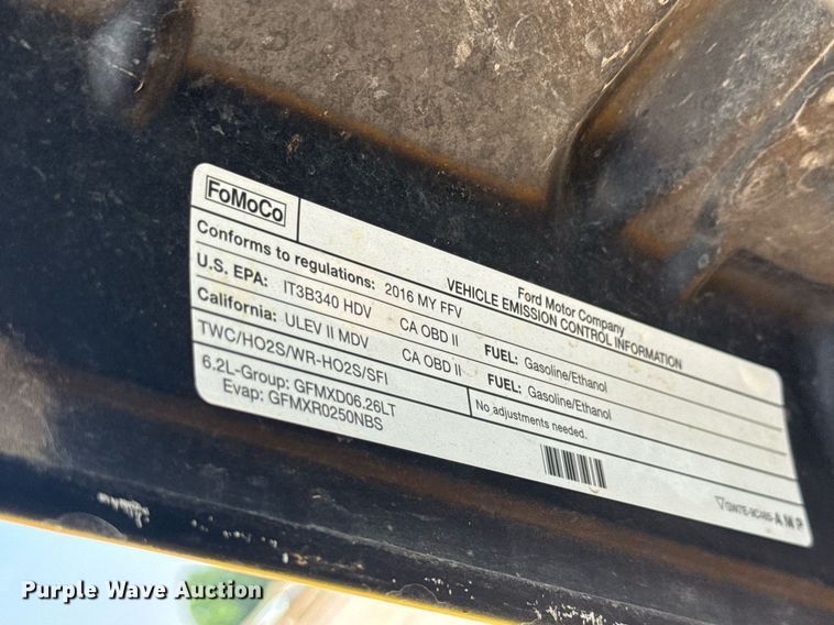 image for item DY0171 2016 Ford F250 Super Duty Crew Cab utility bed pickup truck