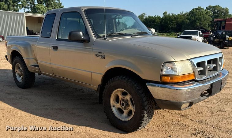 image for item DY0188 1999 Ford Ranger SuperCab pickup truck