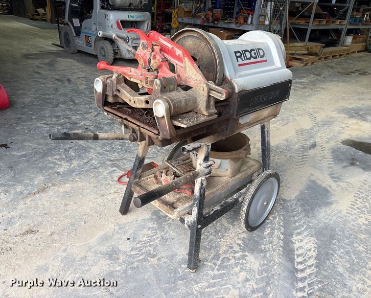 image for item DY0574 Ridgid 1224 pipe threading machine