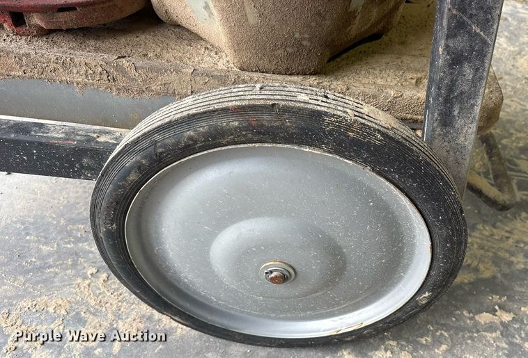 image for item DY0574 Ridgid 1224 pipe threading machine