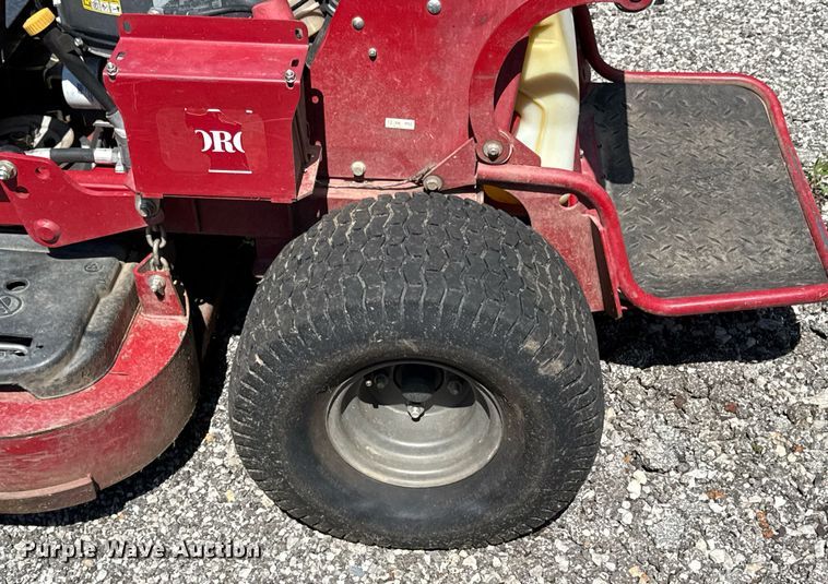 image for item DZ4018 Toro Grandstand ZTR lawn mower