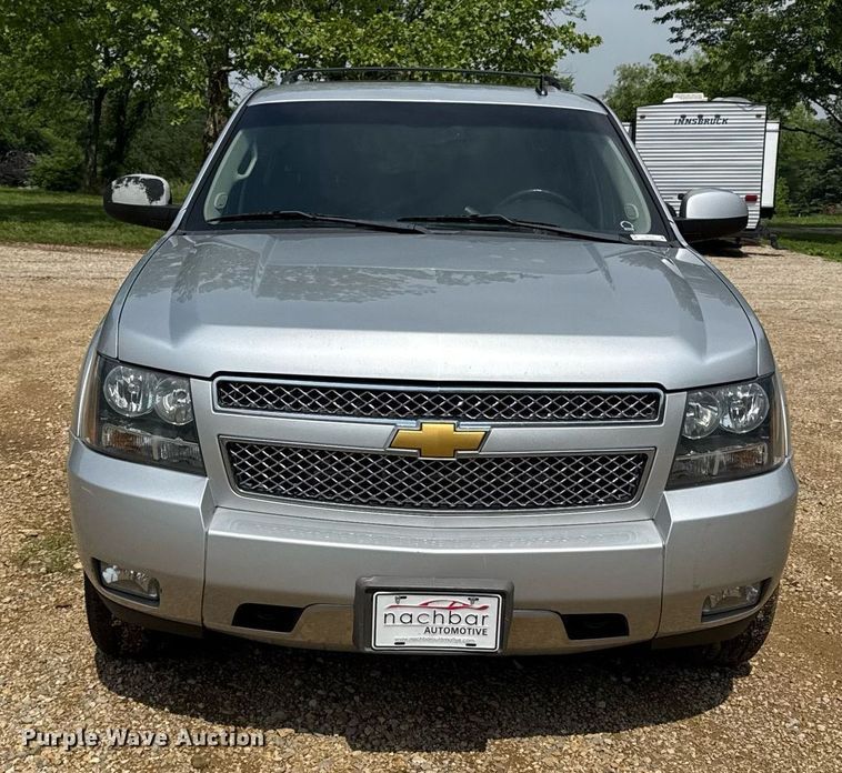 image for item DZ4130 2012 Chevrolet Suburban Z71 SUV