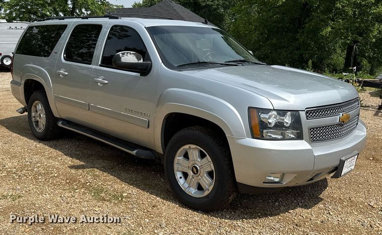 image for item DZ4130 2012 Chevrolet Suburban Z71 SUV