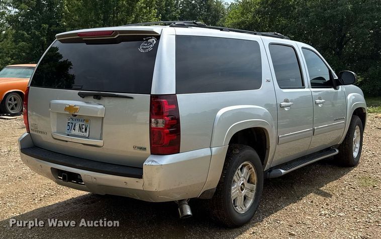 image for item DZ4130 2012 Chevrolet Suburban Z71 SUV