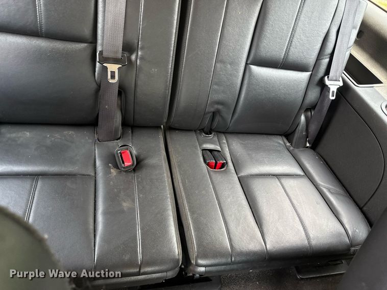 image for item DZ4130 2012 Chevrolet Suburban Z71 SUV