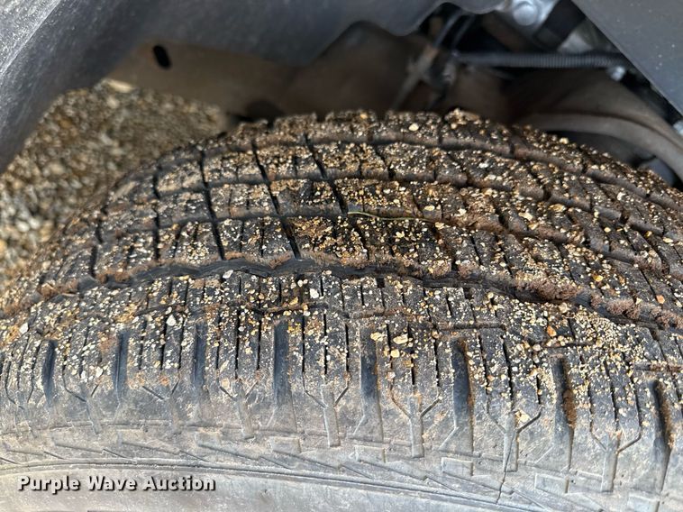 image for item DZ4130 2012 Chevrolet Suburban Z71 SUV