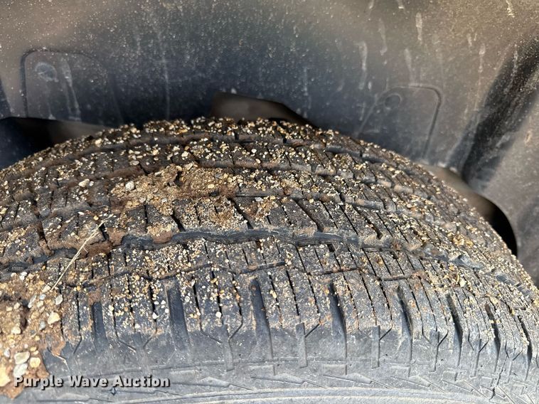 image for item DZ4130 2012 Chevrolet Suburban Z71 SUV