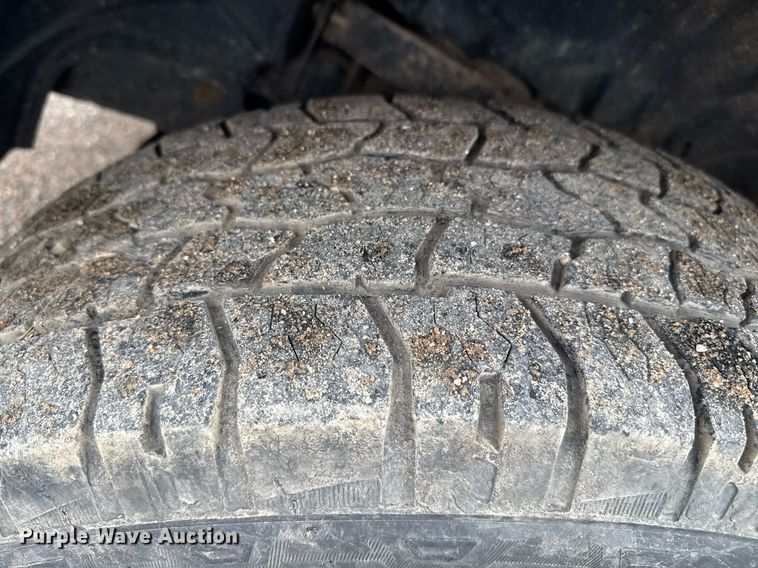 image for item DZ8482 2015 Dodge Ram 1500 Crew Cab pickup truck