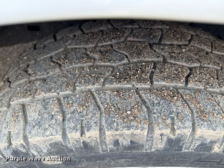 image for item DZ8482 2015 Dodge Ram 1500 Crew Cab pickup truck