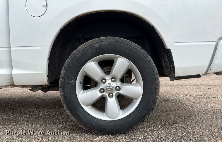 image for item DZ8482 2015 Dodge Ram 1500 Crew Cab pickup truck