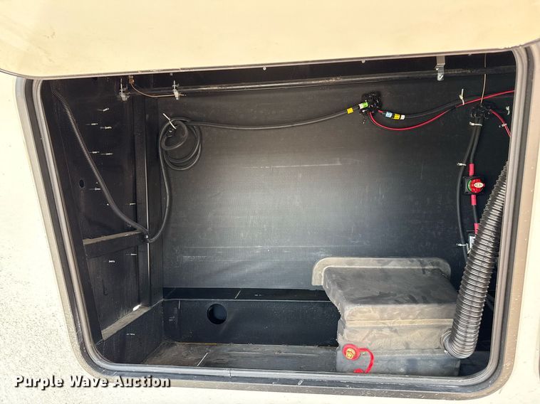 image for item DZ8495 2021 Keystone Montana High Country HM373RD21 camper