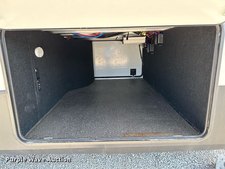 image for item DZ8495 2021 Keystone Montana High Country HM373RD21 camper