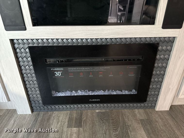 image for item DZ8495 2021 Keystone Montana High Country HM373RD21 camper