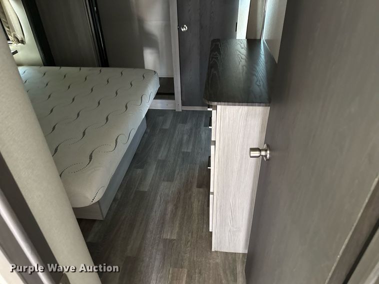 image for item DZ8495 2021 Keystone Montana High Country HM373RD21 camper