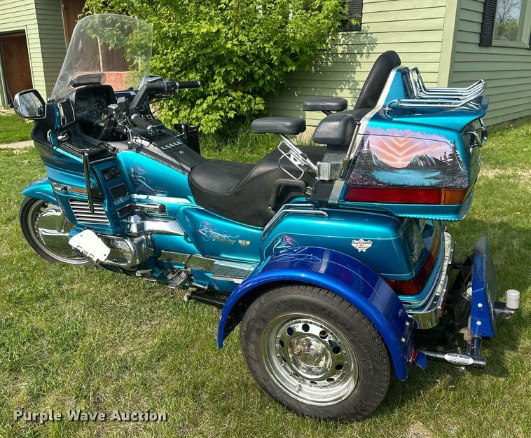 image for item DZ8987 1992 Honda GL1500SE motorcycle