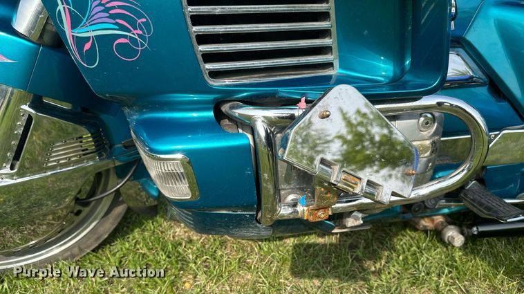 image for item DZ8987 1992 Honda GL1500SE motorcycle