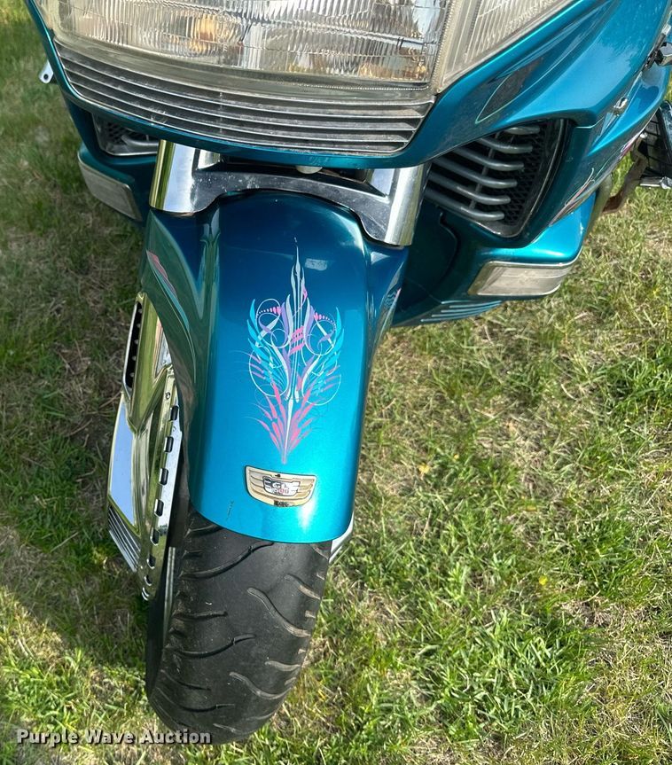 image for item DZ8987 1992 Honda GL1500SE motorcycle