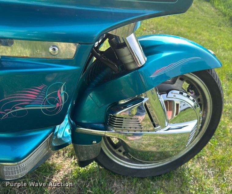 image for item DZ8987 1992 Honda GL1500SE motorcycle