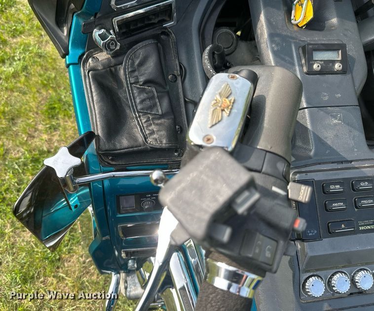 image for item DZ8987 1992 Honda GL1500SE motorcycle