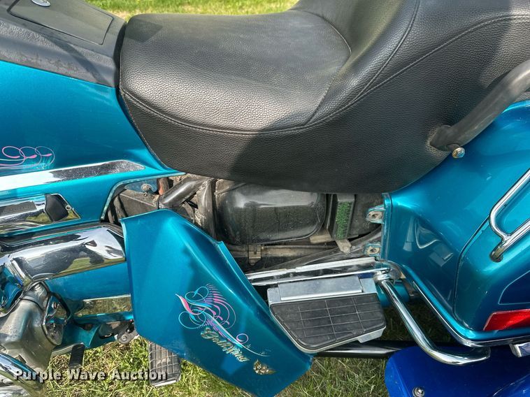 image for item DZ8987 1992 Honda GL1500SE motorcycle