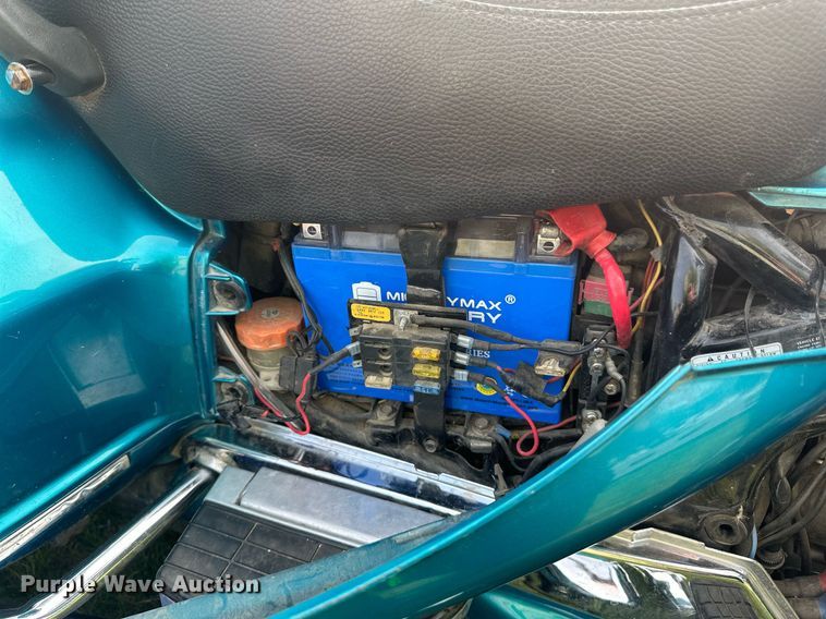 image for item DZ8987 1992 Honda GL1500SE motorcycle