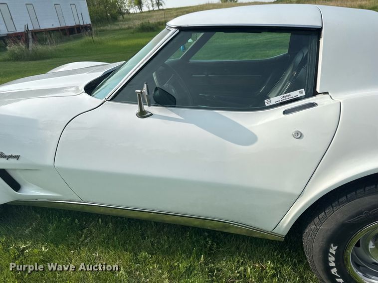 image for item DZ8989 1976 Chevrolet Corvette Stingray 