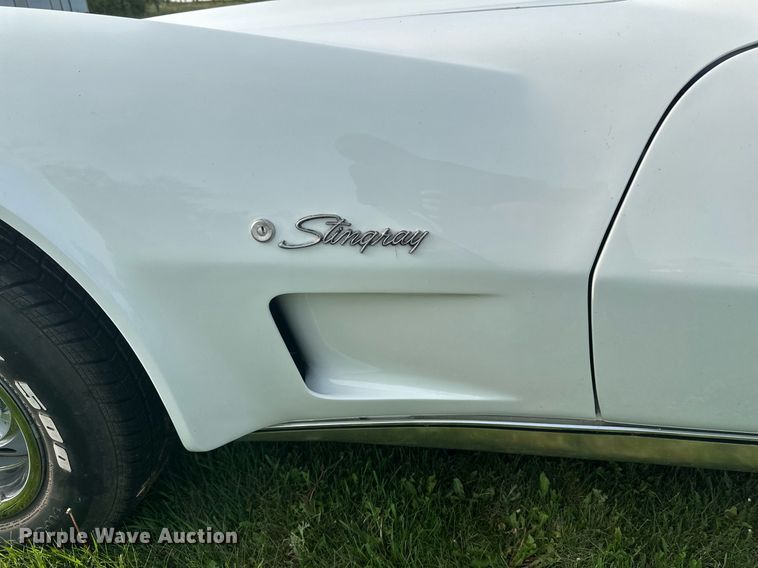 image for item DZ8989 1976 Chevrolet Corvette Stingray 