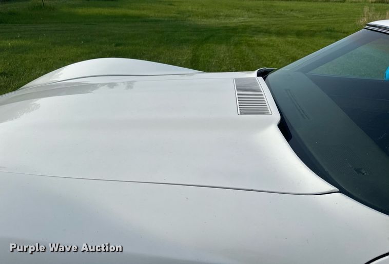 image for item DZ8989 1976 Chevrolet Corvette Stingray 