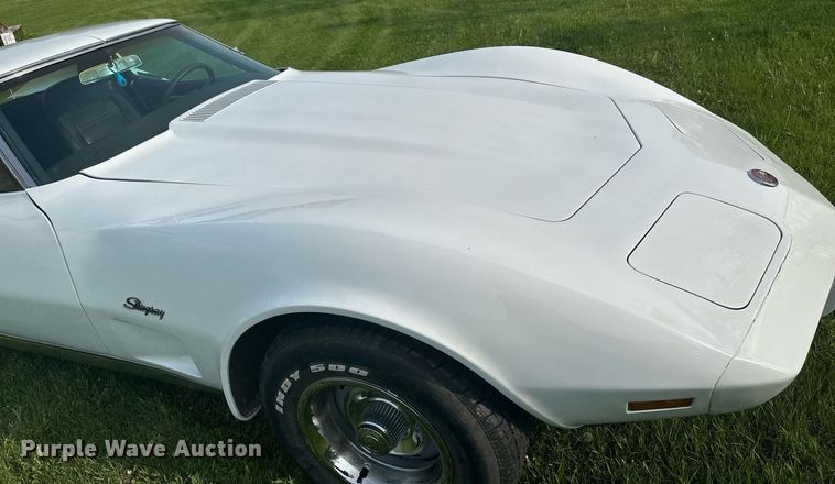 image for item DZ8989 1976 Chevrolet Corvette Stingray 