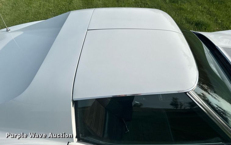 image for item DZ8989 1976 Chevrolet Corvette Stingray 