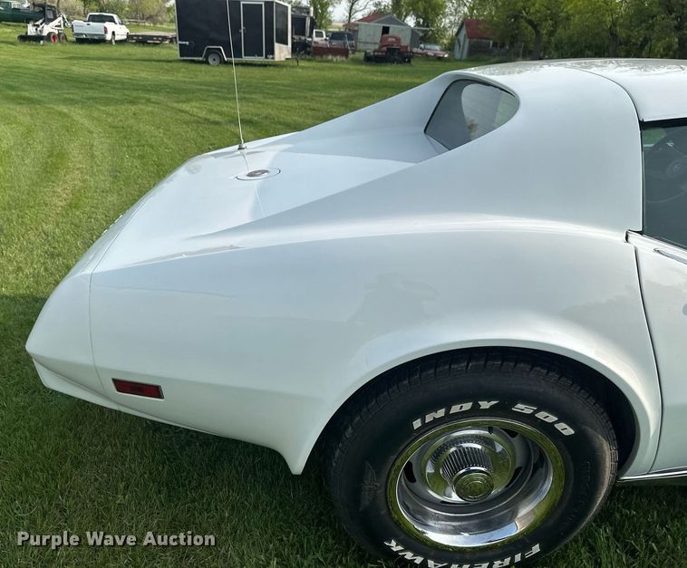 image for item DZ8989 1976 Chevrolet Corvette Stingray 